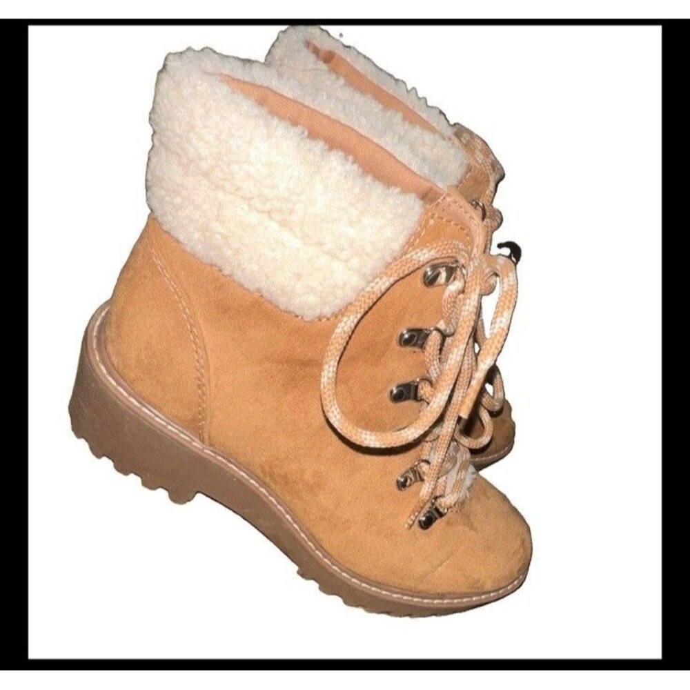 Universal Thread Women’s Hiker Boots Tan Faux Shearling Lace Up Size 6
